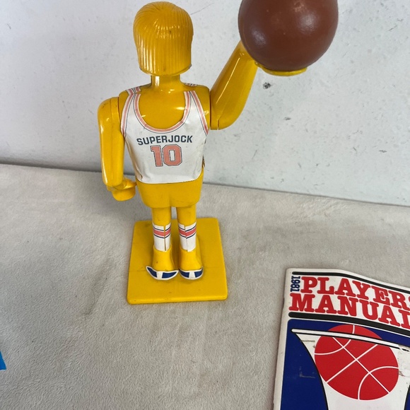 Vintage Schaper 1976 Basketball Player, Ball Stickers Super Jock 81 players man - Picture 7 of 12